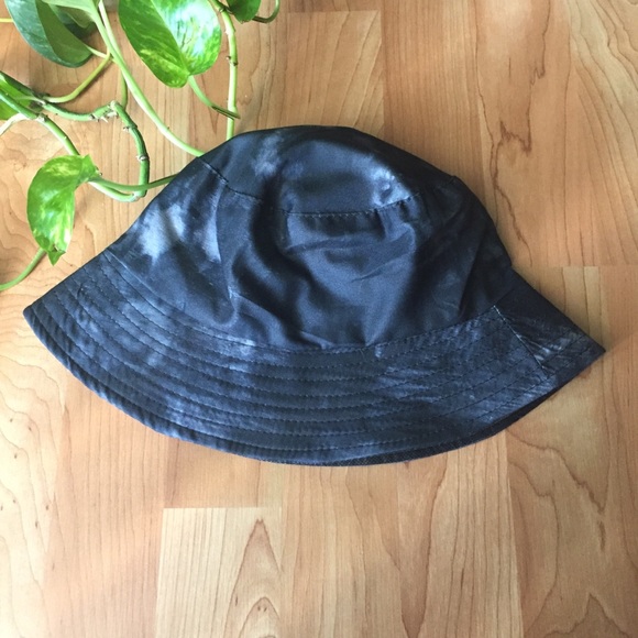 Orly | Accessories | Orly Bucket Hat 